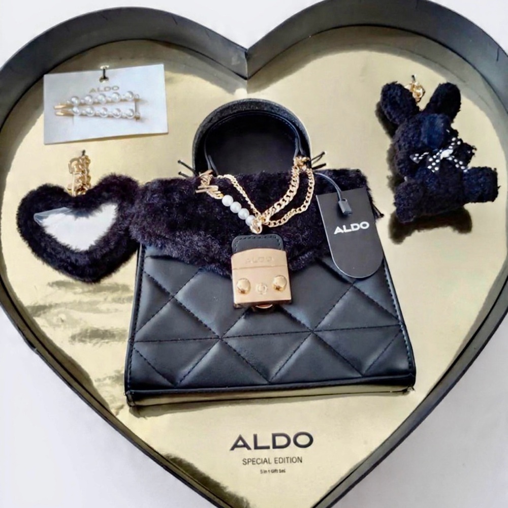 NWT ALDO Black Quilted Heart Mini Top Handle Bag w/ Charm & Box